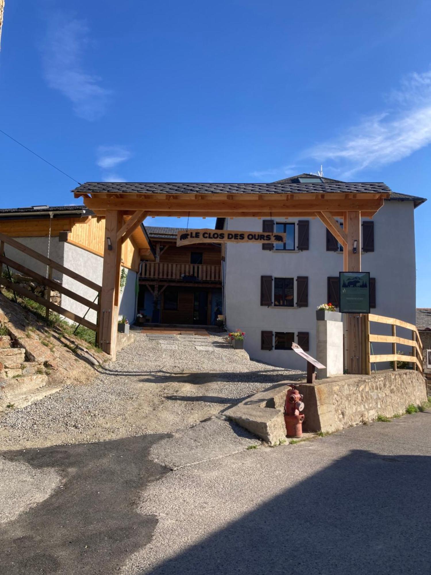Maison Canelle Le Clos Des Ours Matemale Ngoại thất bức ảnh